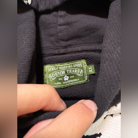 Denim Tears The Cotton Wreath Sweatshirt Black Size XL AUTHENTIC - Picture 9 of 10